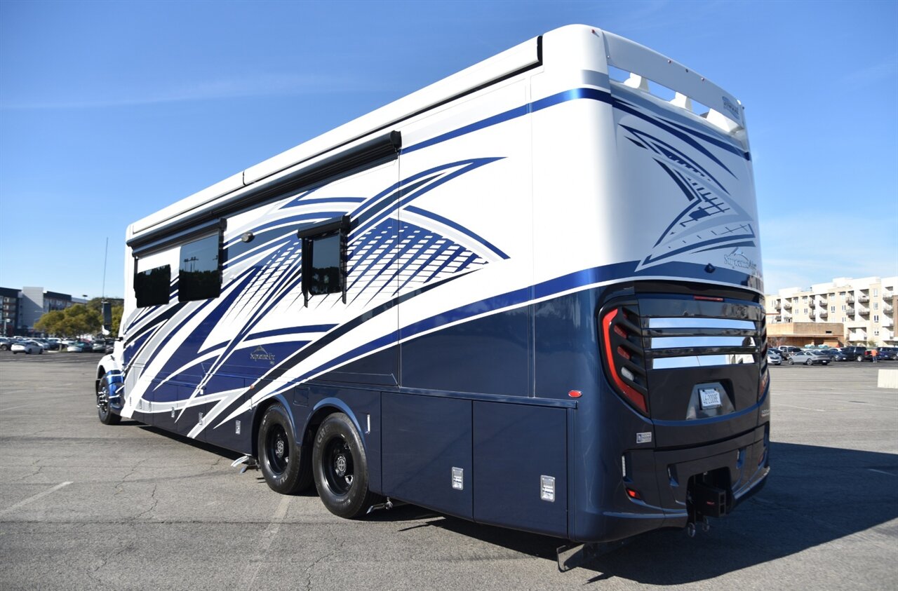 2022 Newmar Supreme Air   - Photo 5 - Orange, CA 92867