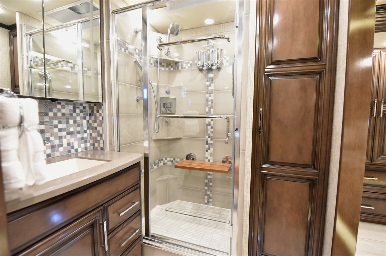 2022 Newmar Supreme Air   - Photo 38 - Orange, CA 92867