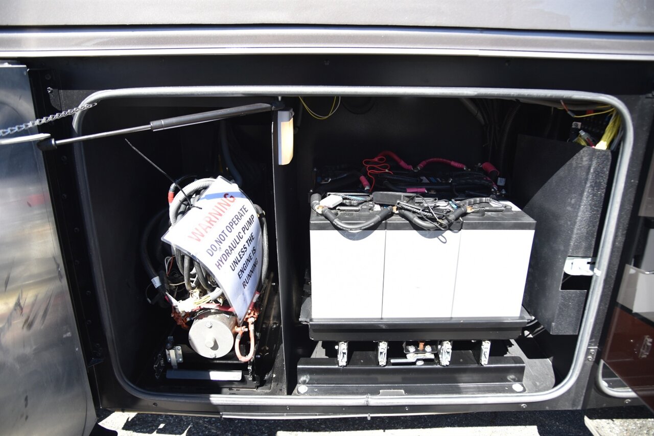 2022 TIFFIN ALLEGRO BUS 40IP   - Photo 34 - Orange, CA 92867