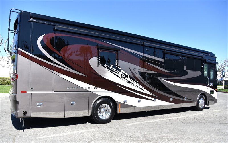 2022 TIFFIN ALLEGRO BUS 40IP   - Photo 1 - Orange, CA 92867