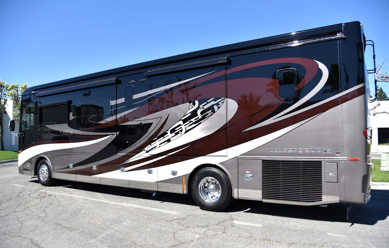2022 TIFFIN ALLEGRO BUS 40IP   - Photo 11 - Orange, CA 92867
