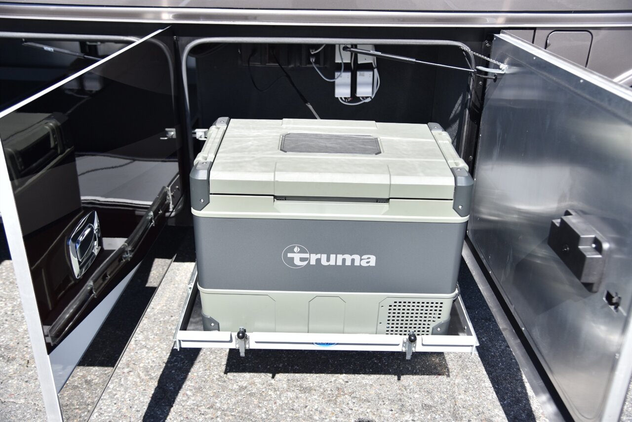 2022 TIFFIN ALLEGRO BUS 40IP   - Photo 19 - Orange, CA 92867