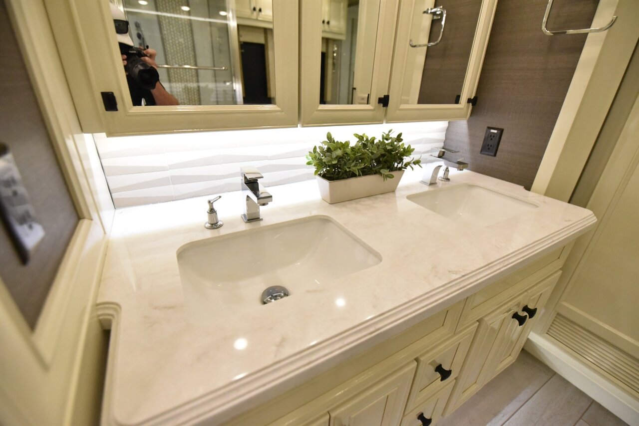 2022 TIFFIN ALLEGRO BUS 40IP   - Photo 70 - Orange, CA 92867