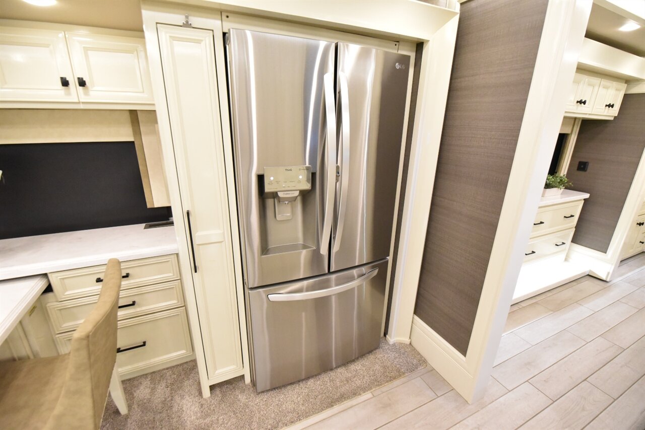 2022 TIFFIN ALLEGRO BUS 40IP   - Photo 60 - Orange, CA 92867