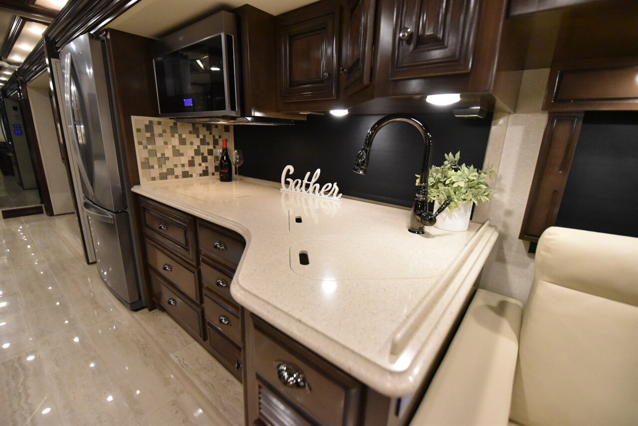 2020 Newmar Dutch Star 4020   - Photo 56 - Orange, CA 92867