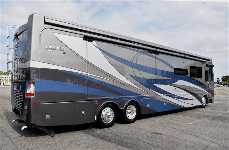 2021 Fleetwood Discovery  