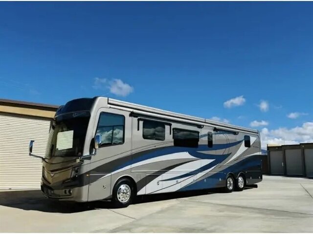 2021 Fleetwood Discovery - Photo 2 - Orange, CA 92867