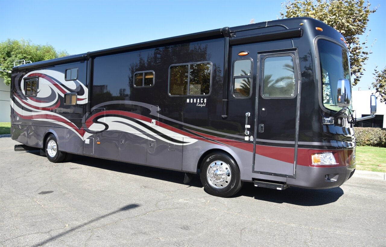 2011 Monaco Knight 40PBT   - Photo 7 - Orange, CA 92867