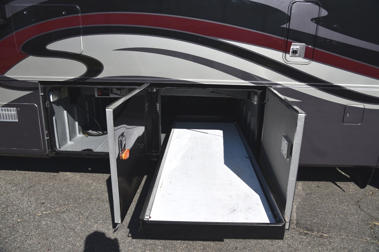 2011 Monaco Knight 40PBT   - Photo 33 - Orange, CA 92867