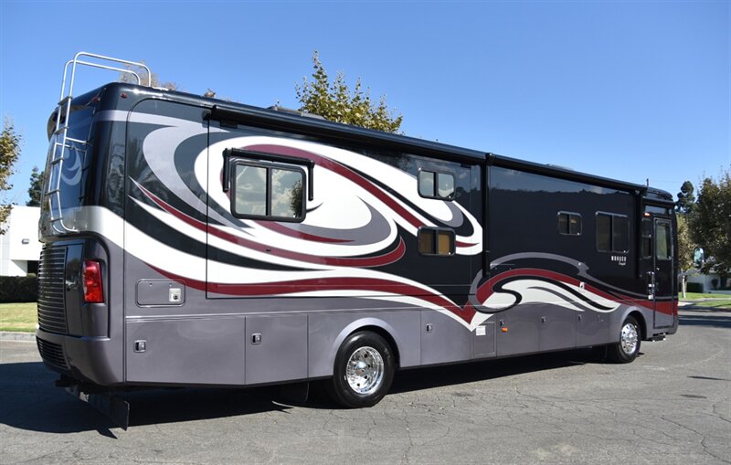2011 Monaco Knight 40PBT   - Photo 1 - Orange, CA 92867