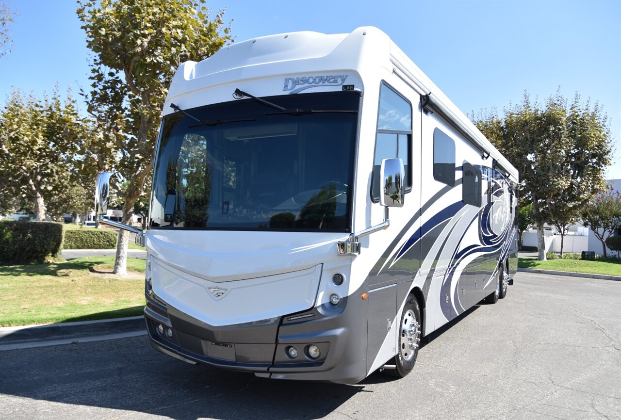 2022 Fleetwood Discovery   - Photo 13 - Orange, CA 92867