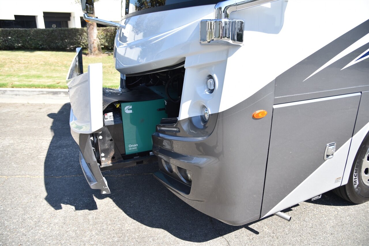 2022 Fleetwood Discovery   - Photo 31 - Orange, CA 92867