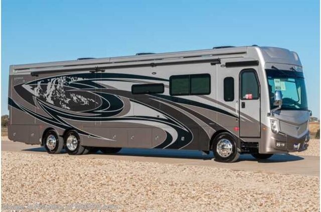 2022 Fleetwood Discovery  