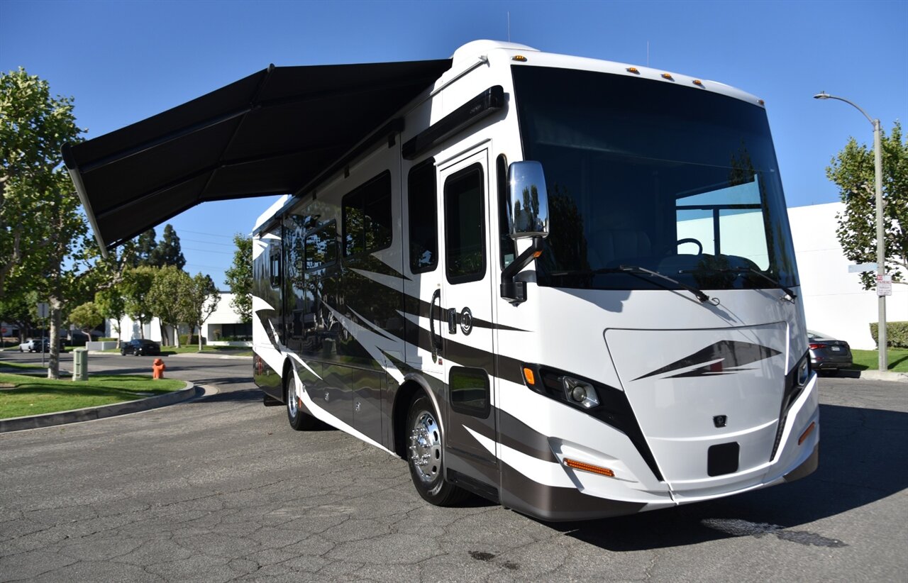 2023 Tiffin Allegro Red - Photo 13 - Orange, CA 92867