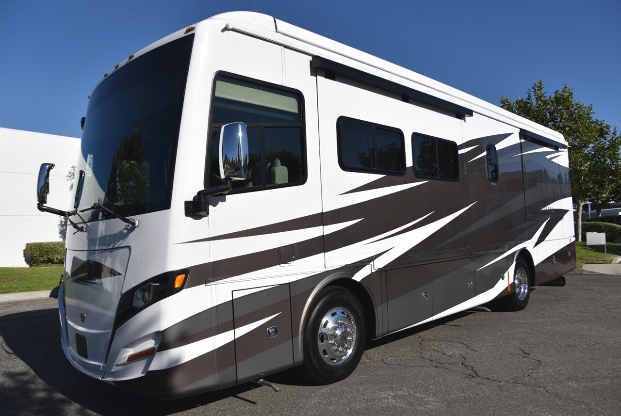 2023 Tiffin Allegro Red - Photo 8 - Orange, CA 92867