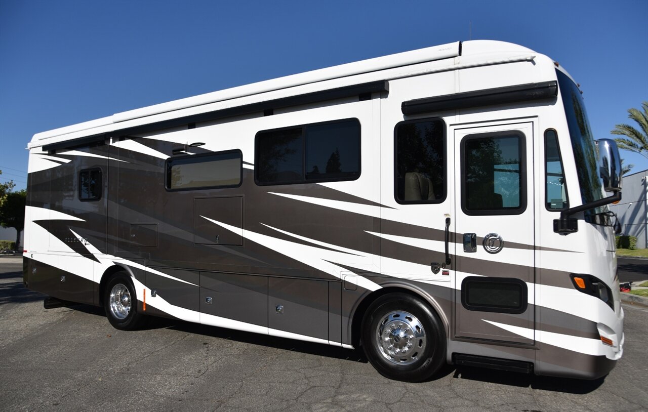 2023 Tiffin Allegro Red - Photo 11 - Orange, CA 92867