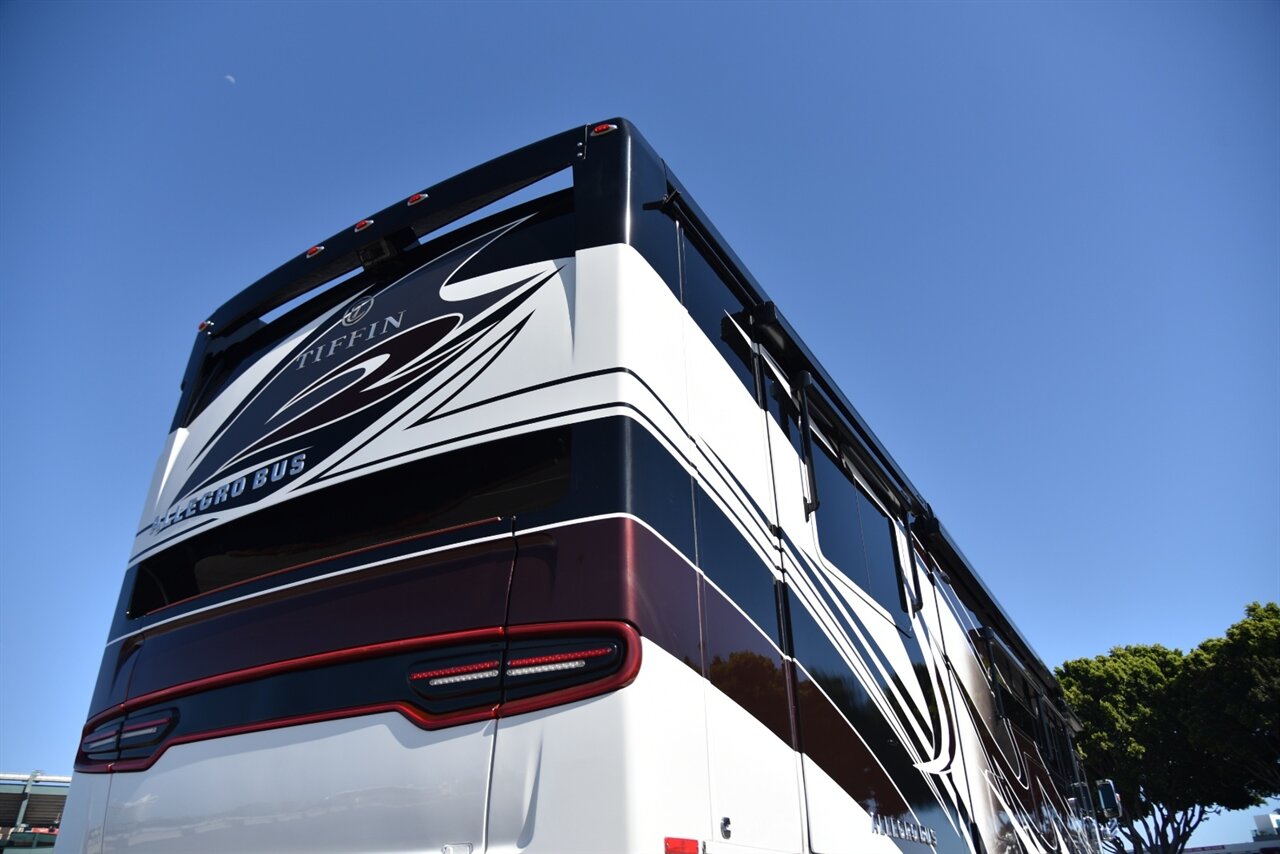 2019 Tiffin Allegro Bus 37AP   - Photo 13 - Orange, CA 92867