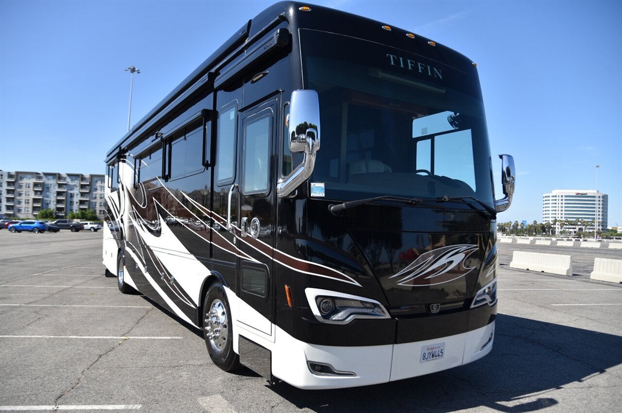 2019 Tiffin Allegro Bus 37AP   - Photo 9 - Orange, CA 92867
