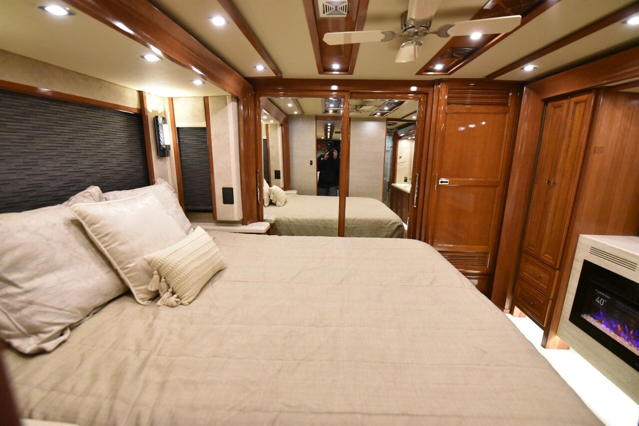 2019 Tiffin Allegro Bus 37AP - Photo 57 - Orange, CA 92867