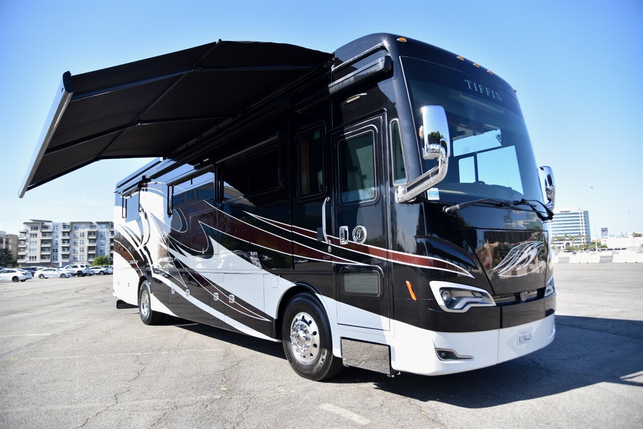 2019 Tiffin Allegro Bus 37AP   - Photo 16 - Orange, CA 92867