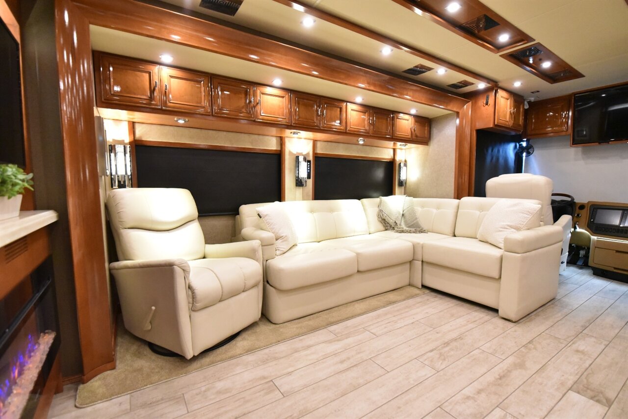 2019 Tiffin Allegro Bus 37AP - Photo 33 - Orange, CA 92867