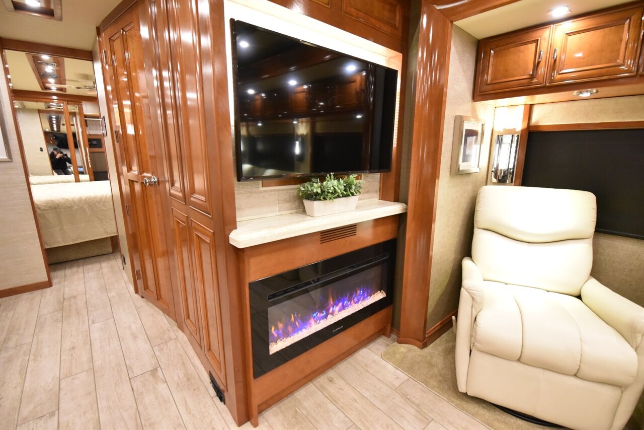 2019 Tiffin Allegro Bus 37AP - Photo 44 - Orange, CA 92867