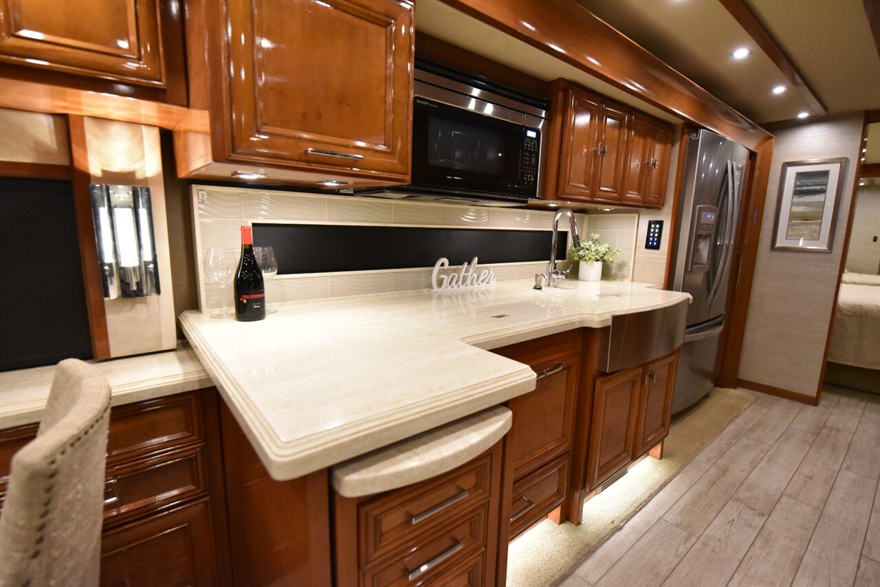 2019 Tiffin Allegro Bus 37AP - Photo 40 - Orange, CA 92867