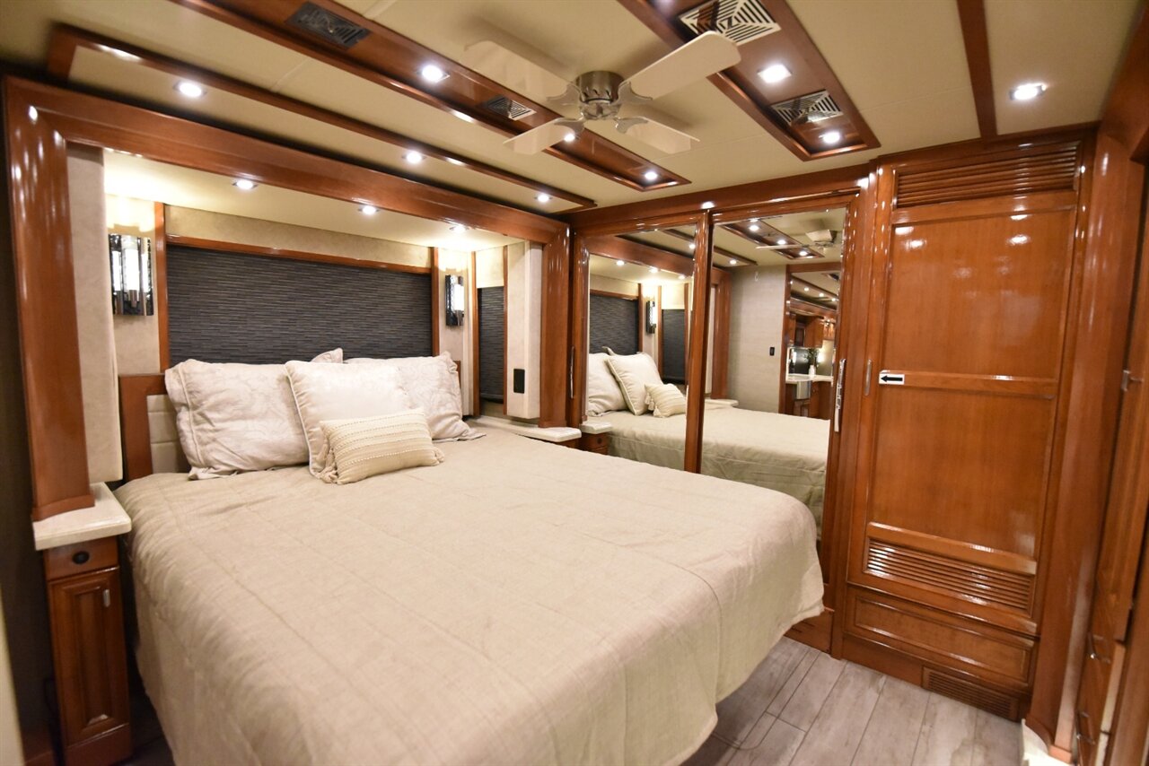 2019 Tiffin Allegro Bus 37AP - Photo 54 - Orange, CA 92867