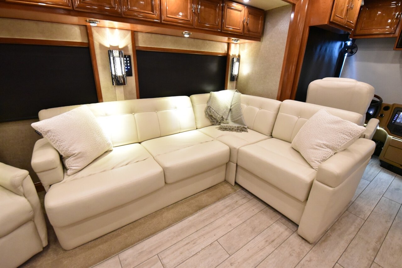 2019 Tiffin Allegro Bus 37AP - Photo 34 - Orange, CA 92867