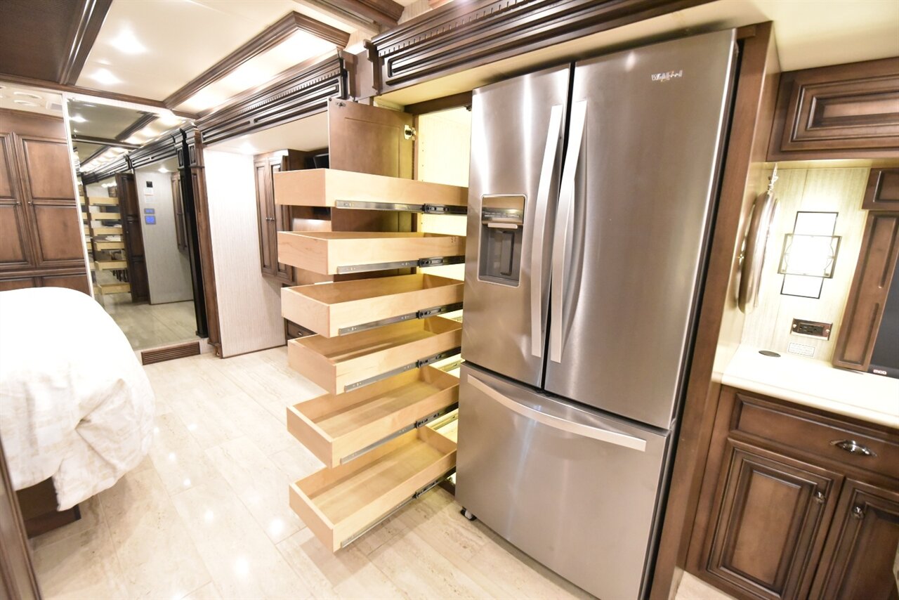 2019 Newmar Dutch Star 4369 - Photo 49 - Orange, CA 92867