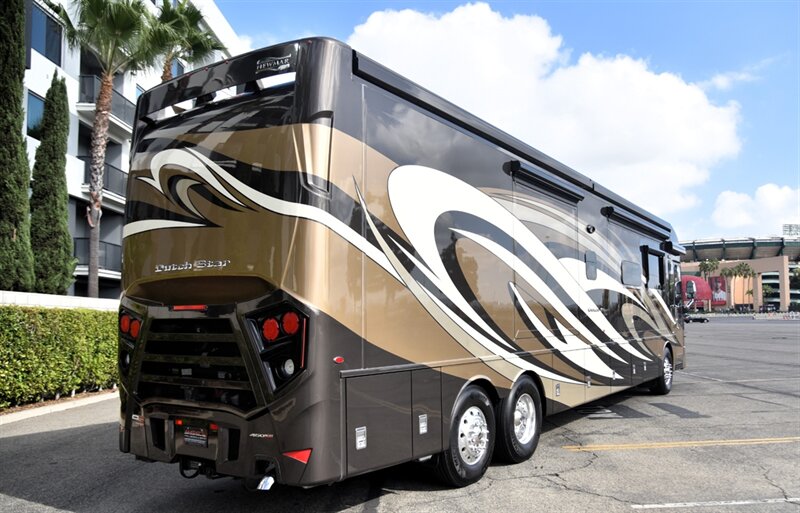 2019 Newmar Dutch Star 4369 - Photo 3 - Orange, CA 92867