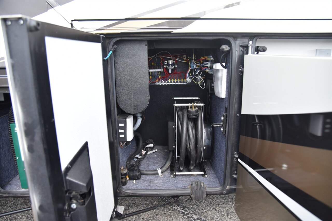 2019 Newmar Dutch Star 4369 - Photo 31 - Orange, CA 92867