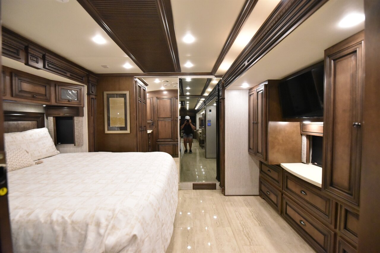 2019 Newmar Dutch Star 4369 - Photo 55 - Orange, CA 92867