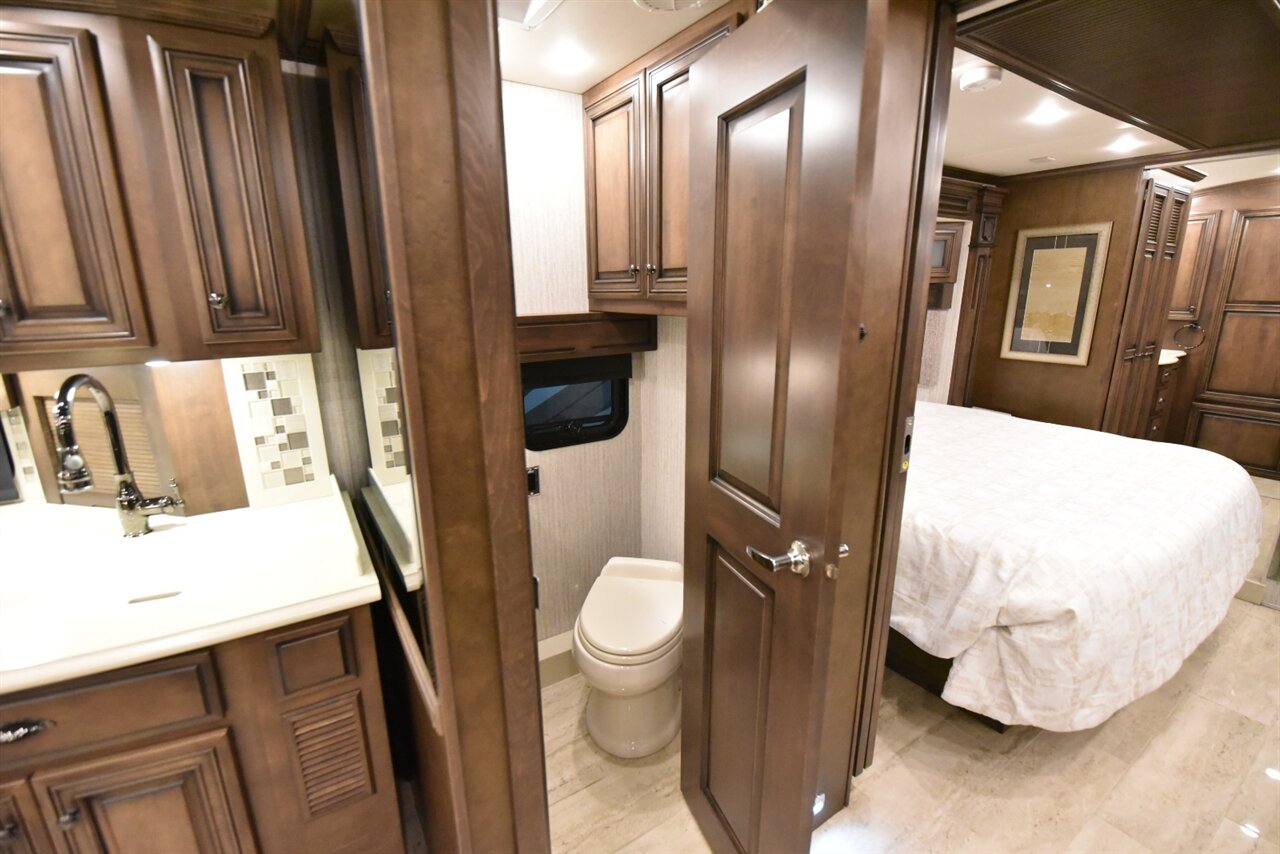 2019 Newmar Dutch Star 4369 - Photo 53 - Orange, CA 92867