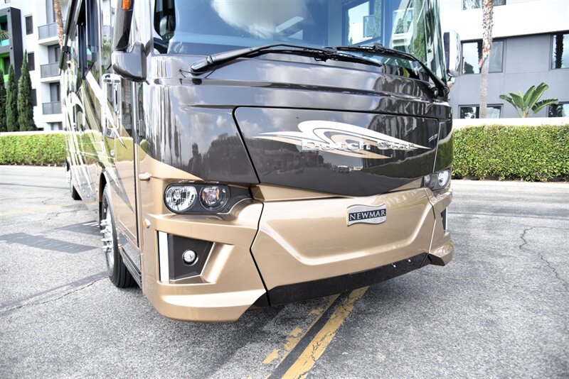 2019 Newmar Dutch Star 4369 - Photo 4 - Orange, CA 92867