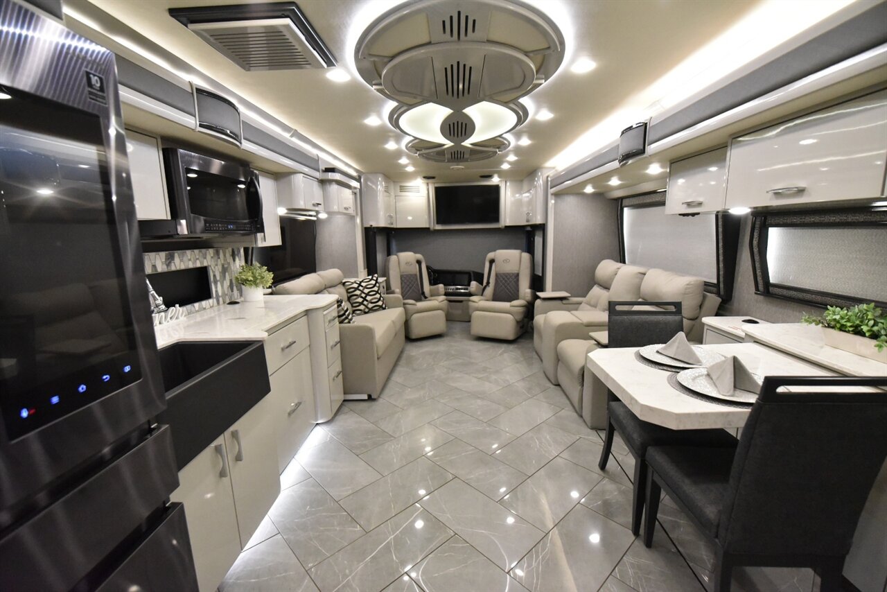 2021 American Coach Eagle 45g   - Photo 55 - Orange, CA 92867