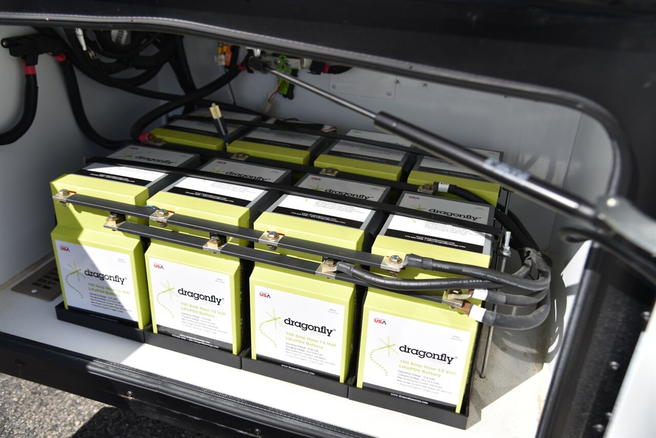 2021 American Coach Eagle 45g   - Photo 20 - Orange, CA 92867