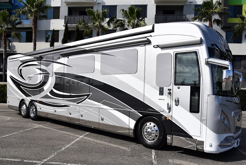 2021 American Coach Eagle 45g   - Photo 2 - Orange, CA 92867