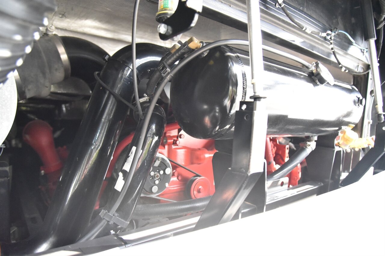 2021 American Coach Eagle 45g   - Photo 25 - Orange, CA 92867