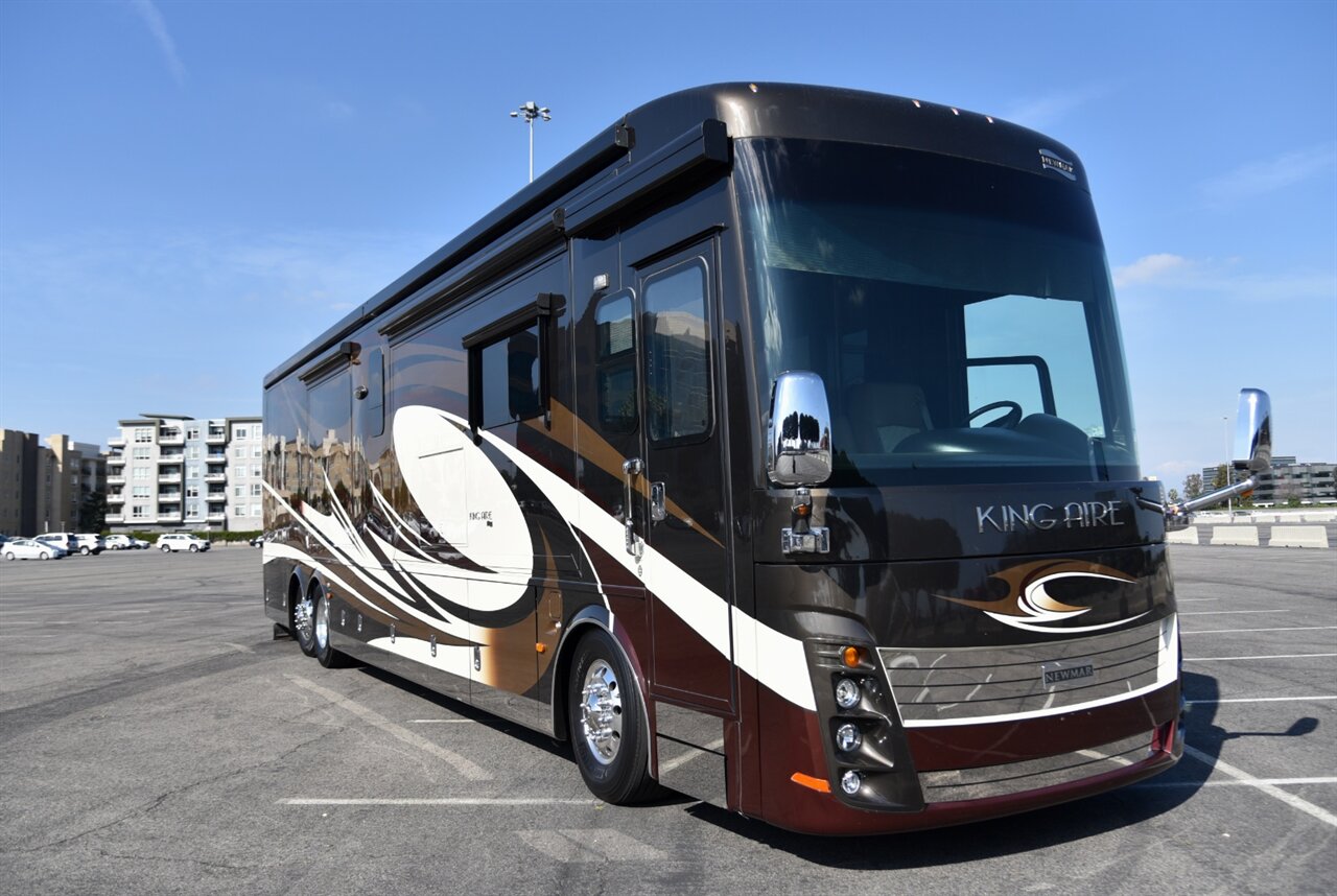 2015 Newmar KING AIRE 4553   - Photo 8 - Orange, CA 92867