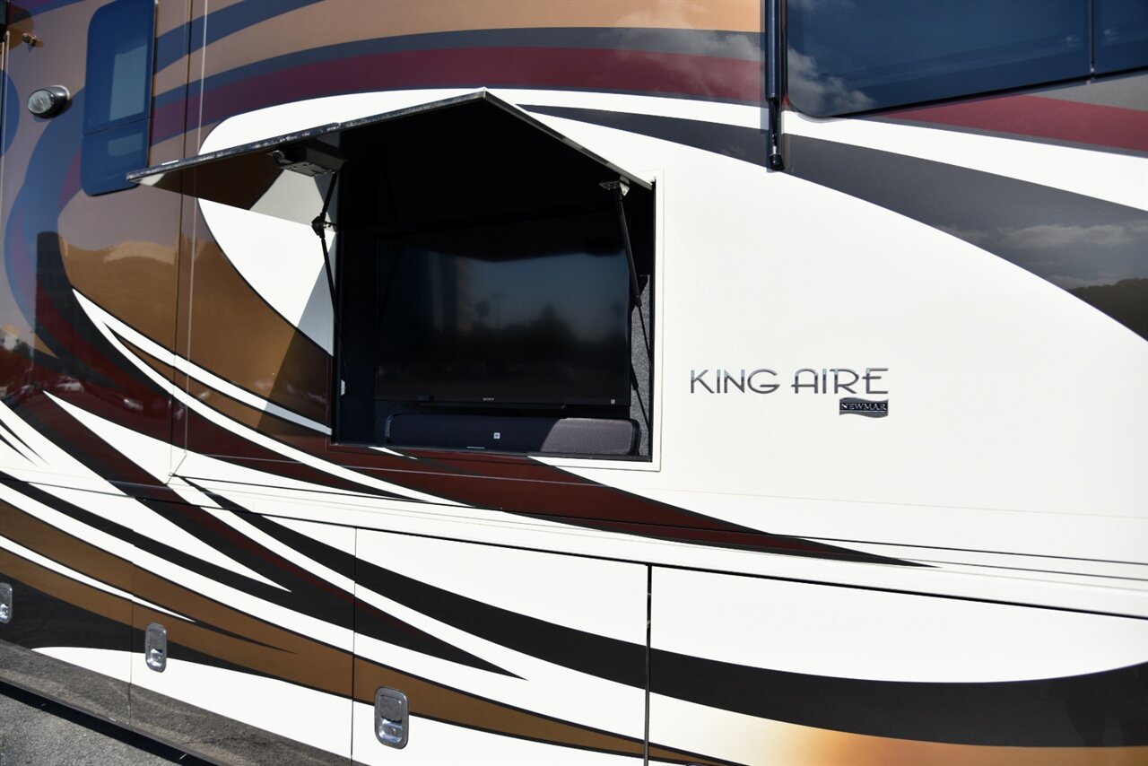 2015 Newmar KING AIRE 4553   - Photo 12 - Orange, CA 92867