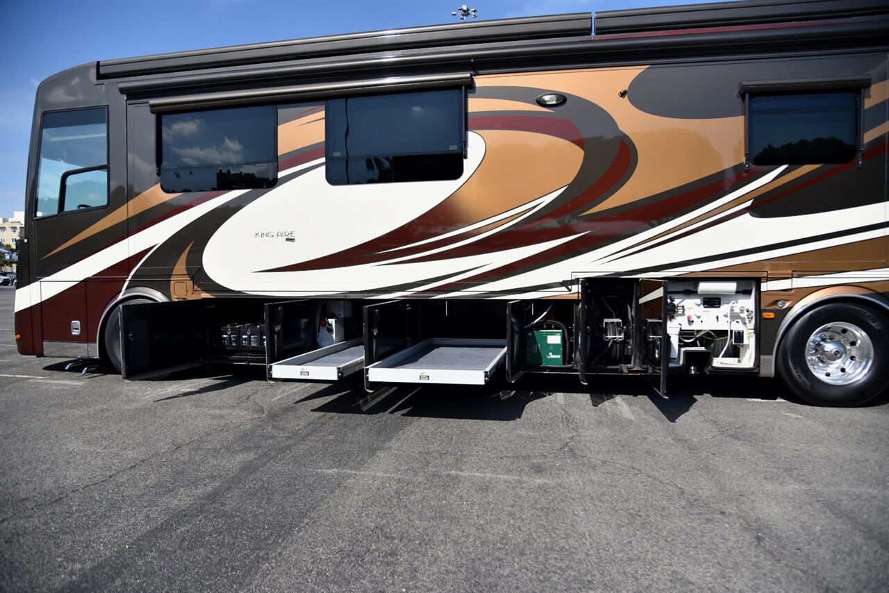 2015 Newmar KING AIRE 4553   - Photo 13 - Orange, CA 92867