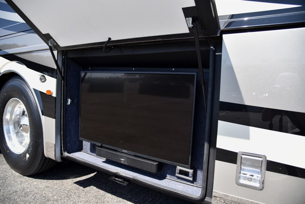 2019 Newmar London Aire - Photo 58 - Orange, CA 92867