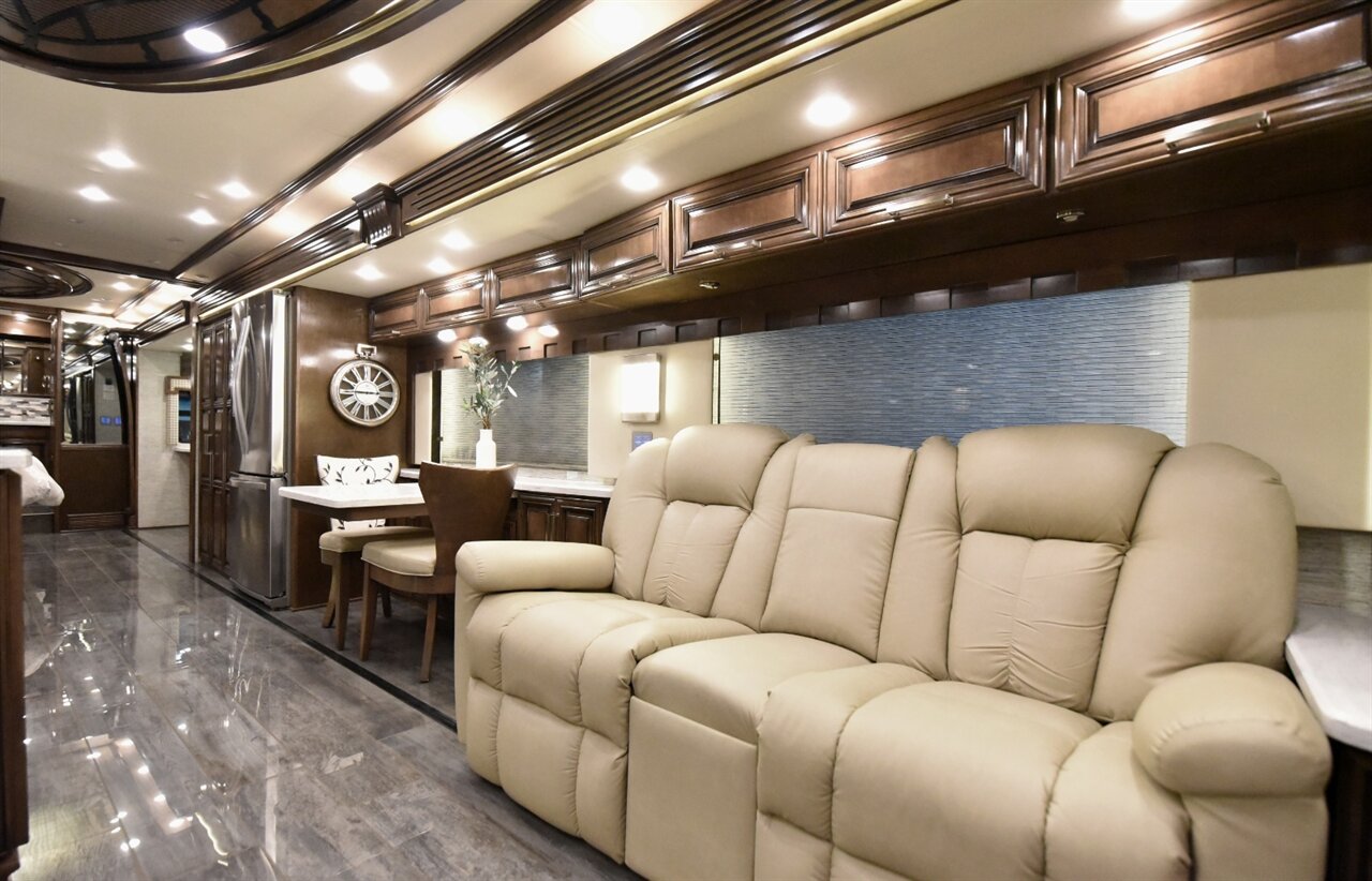 2019 Newmar London Aire - Photo 15 - Orange, CA 92867