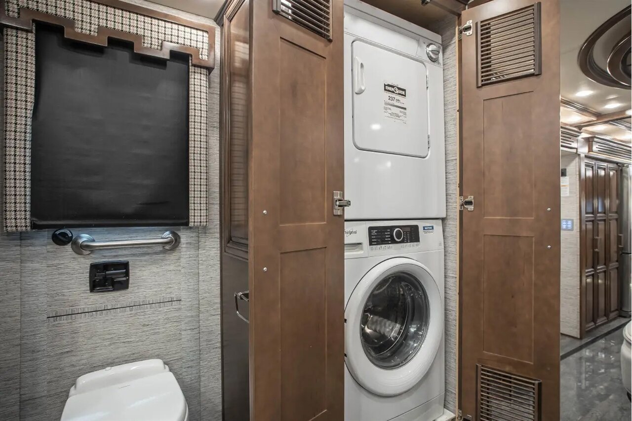 2019 Newmar London Aire - Photo 10 - Orange, CA 92867