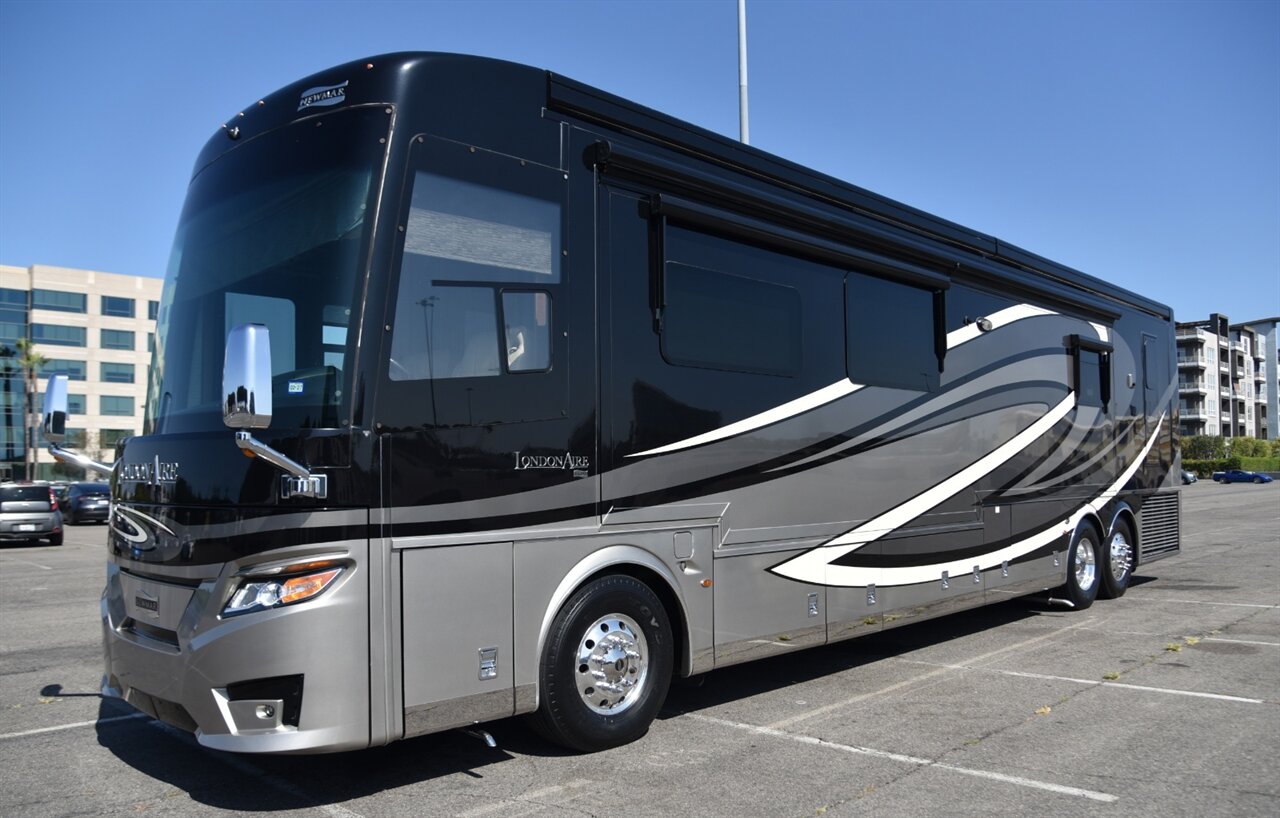 2019 Newmar London Aire - Photo 11 - Orange, CA 92867