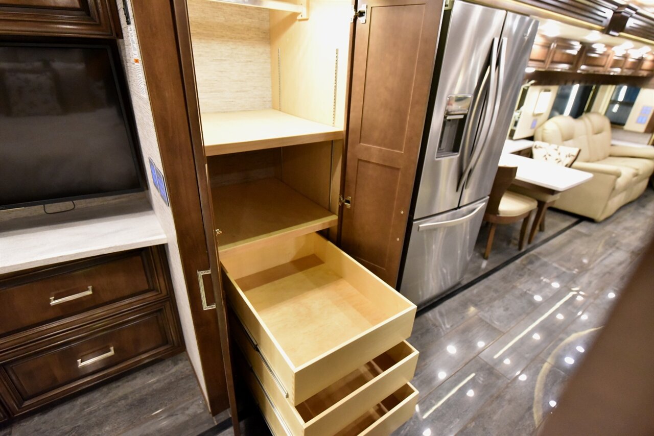 2019 Newmar London Aire - Photo 34 - Orange, CA 92867