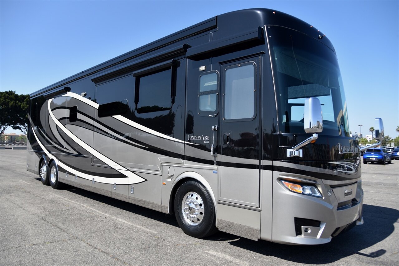 2019 Newmar London Aire - Photo 8 - Orange, CA 92867