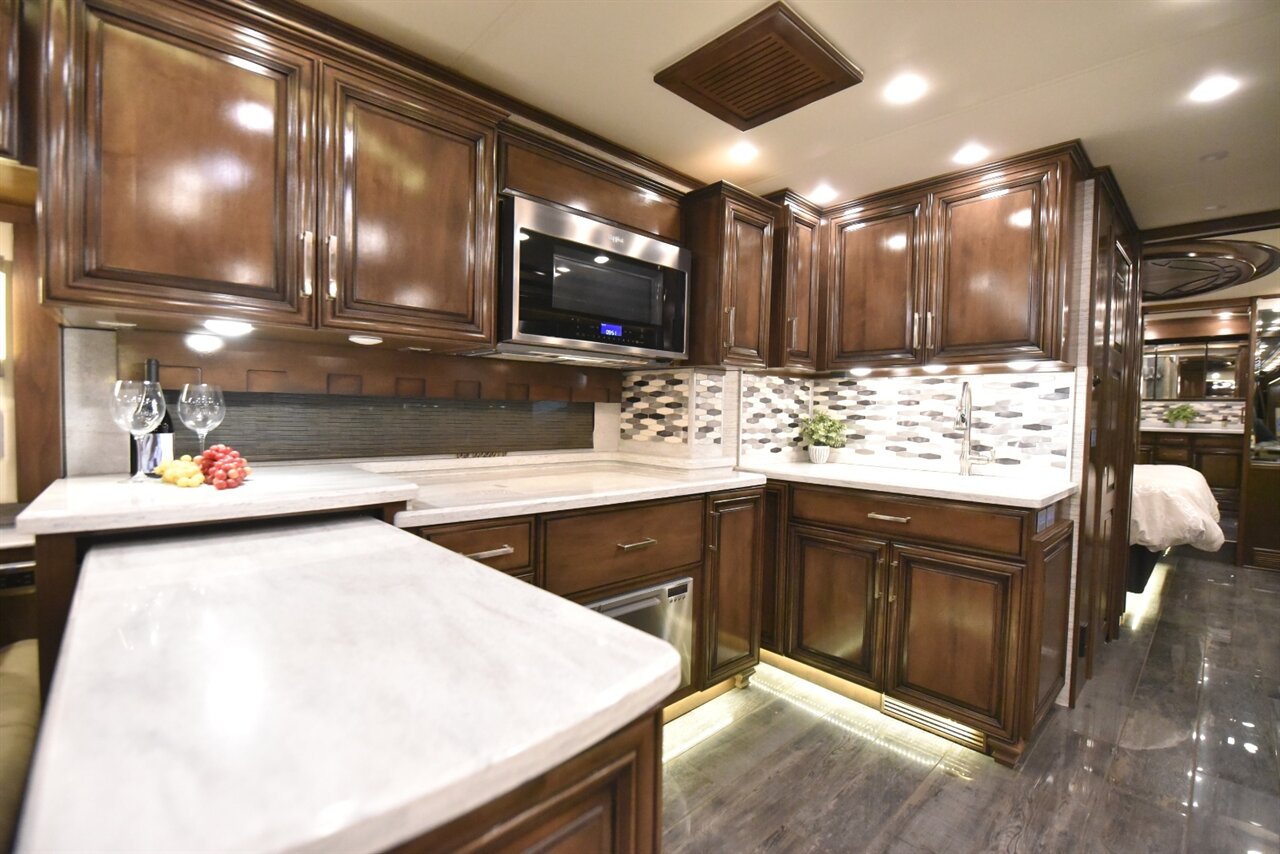 2019 Newmar London Aire - Photo 23 - Orange, CA 92867