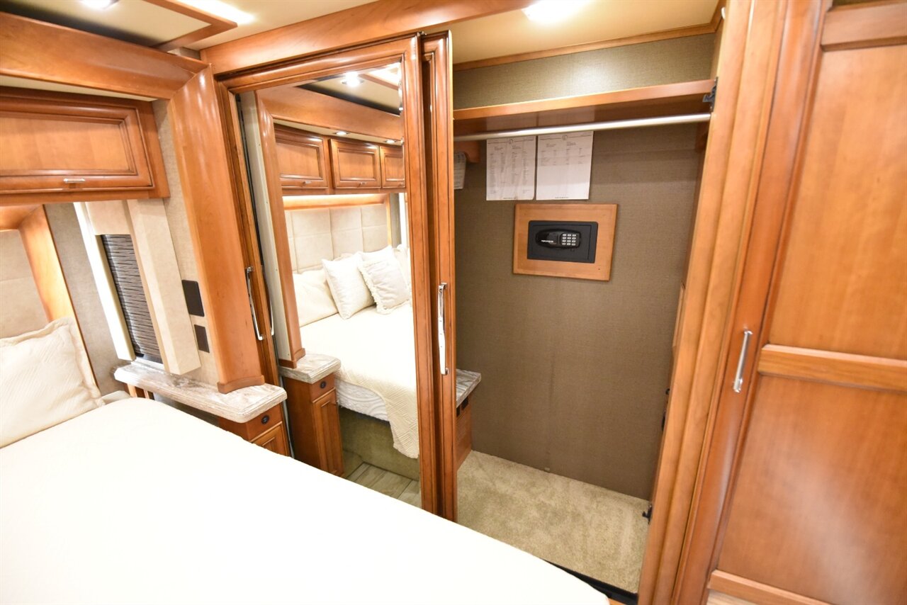 2019 Tiffin Allegro Bus 37AP - Photo 71 - Orange, CA 92867